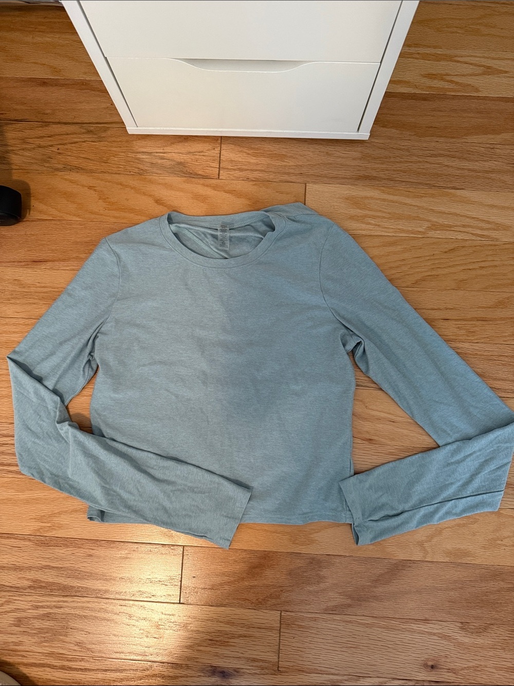 Beyond Yoga Light Blue Long-Sleeve Crewneck Top - Picture 7 of 9